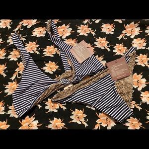Acacia Timeless/Stripped XL Spain Top & Waikoloa